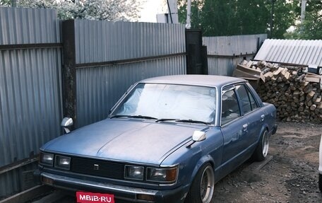 Toyota Carina, 1979 год, 600 000 рублей, 15 фотография