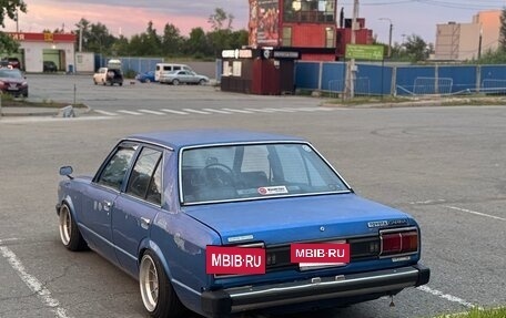 Toyota Carina, 1979 год, 600 000 рублей, 2 фотография