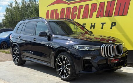 BMW X7, 2021 год, 10 900 000 рублей, 3 фотография