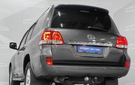 Toyota Land Cruiser 200, 2010 год, 3 147 000 рублей, 11 фотография