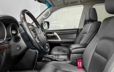 Toyota Land Cruiser 200, 2010 год, 3 147 000 рублей, 14 фотография