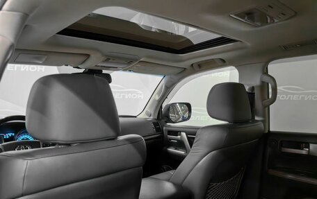 Toyota Land Cruiser 200, 2010 год, 3 147 000 рублей, 24 фотография