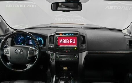 Toyota Land Cruiser 200, 2010 год, 3 147 000 рублей, 13 фотография