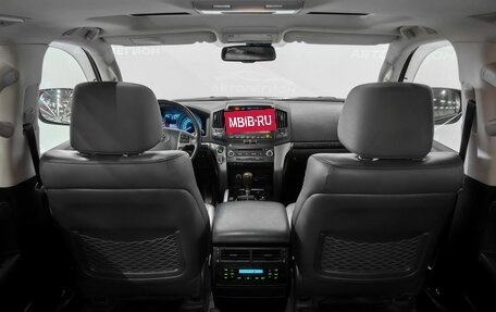 Toyota Land Cruiser 200, 2010 год, 3 147 000 рублей, 26 фотография