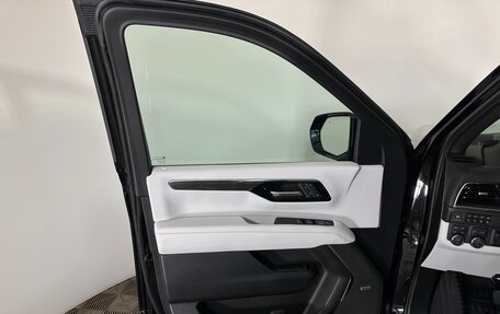 Chevrolet Tahoe IV, 2025 год, 13 500 000 рублей, 8 фотография
