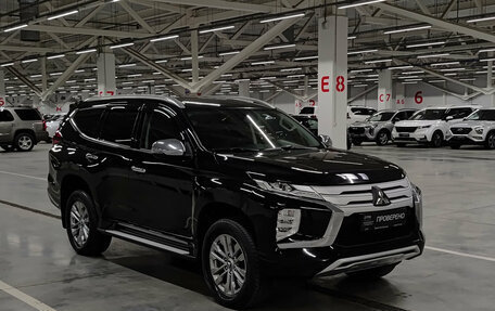 Mitsubishi Pajero Sport III рестайлинг, 2022 год, 3 990 000 рублей, 3 фотография