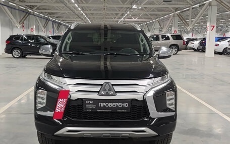Mitsubishi Pajero Sport III рестайлинг, 2022 год, 3 990 000 рублей, 2 фотография