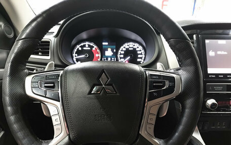 Mitsubishi Pajero Sport III рестайлинг, 2022 год, 3 990 000 рублей, 20 фотография