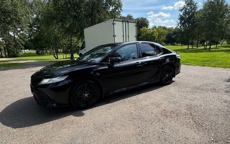 Toyota Camry, 2022 год, 3 500 000 рублей, 8 фотография