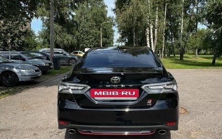 Toyota Camry, 2022 год, 3 500 000 рублей, 7 фотография
