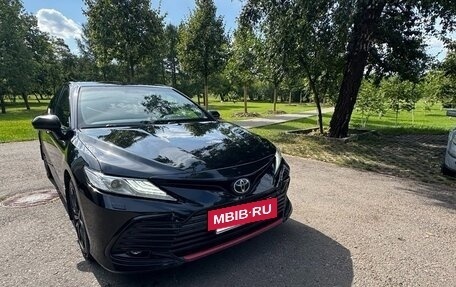 Toyota Camry, 2022 год, 3 500 000 рублей, 13 фотография