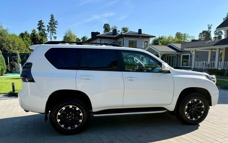 Toyota Land Cruiser Prado 150 рестайлинг 2, 2015 год, 4 075 000 рублей, 6 фотография