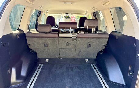 Toyota Land Cruiser Prado 150 рестайлинг 2, 2015 год, 4 075 000 рублей, 14 фотография