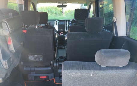 Nissan Serena III, 2010 год, 1 000 000 рублей, 4 фотография