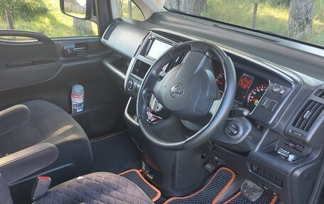 Nissan Serena III, 2010 год, 1 000 000 рублей, 8 фотография