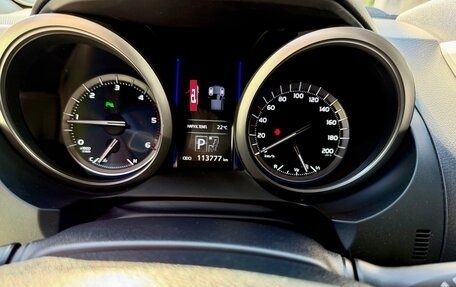 Toyota Land Cruiser Prado 150 рестайлинг 2, 2015 год, 4 075 000 рублей, 10 фотография
