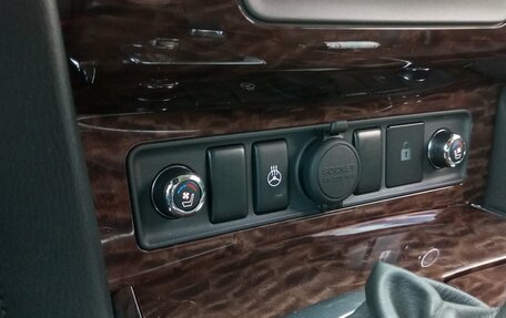 Nissan Patrol, 2012 год, 1 799 000 рублей, 16 фотография
