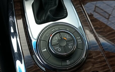 Nissan Patrol, 2012 год, 1 799 000 рублей, 18 фотография