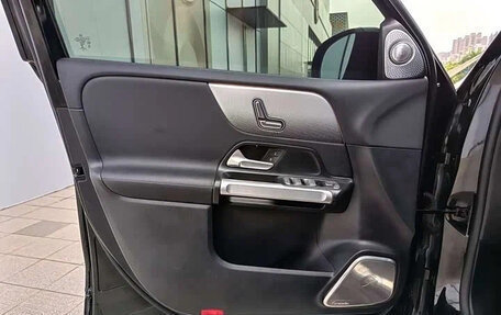 Mercedes-Benz GLB, 2023 год, 2 600 999 рублей, 6 фотография