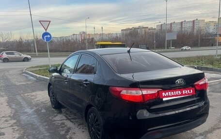 KIA Rio III рестайлинг, 2013 год, 320 000 рублей, 9 фотография