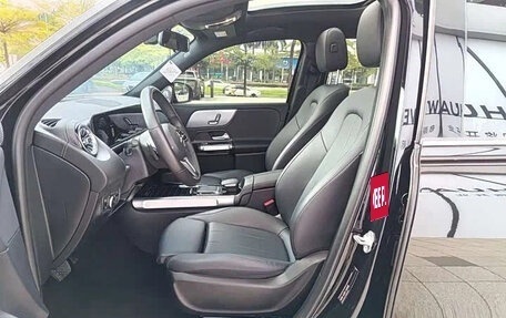 Mercedes-Benz GLB, 2023 год, 2 600 999 рублей, 8 фотография
