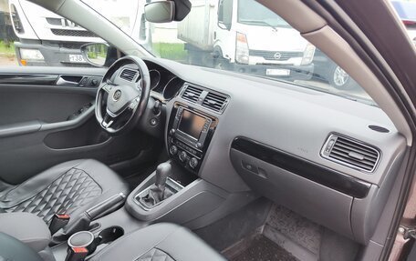 Volkswagen Jetta VI, 2018 год, 1 050 000 рублей, 9 фотография
