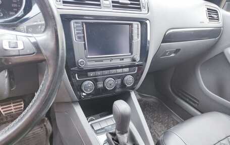 Volkswagen Jetta VI, 2018 год, 1 050 000 рублей, 12 фотография