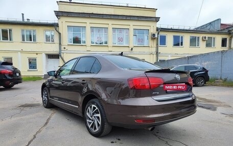Volkswagen Jetta VI, 2018 год, 1 050 000 рублей, 5 фотография