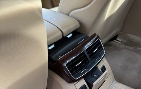Audi A8, 2011 год, 2 250 рублей, 13 фотография