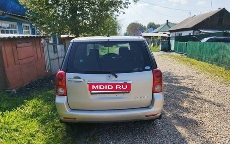 Toyota Raum II, 2004 год, 450 000 рублей, 2 фотография