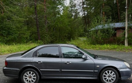 Hyundai Sonata IV рестайлинг, 2005 год, 230 000 рублей, 6 фотография
