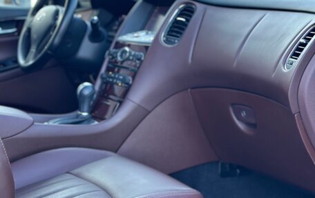 Infiniti QX50 I рестайлинг, 2016 год, 2 260 000 рублей, 29 фотография