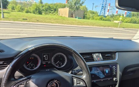 Skoda Octavia, 2018 год, 2 210 000 рублей, 10 фотография