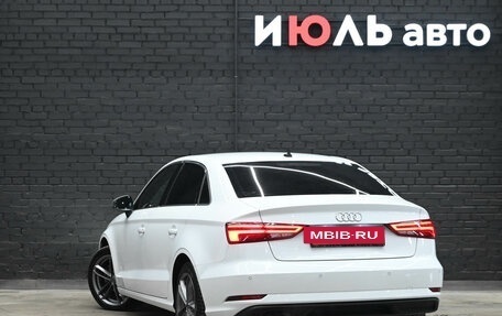 Audi A3, 2019 год, 1 970 000 рублей, 4 фотография