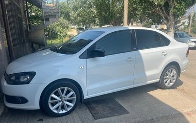 Volkswagen Polo VI (EU Market), 2014 год, 900 000 рублей, 1 фотография