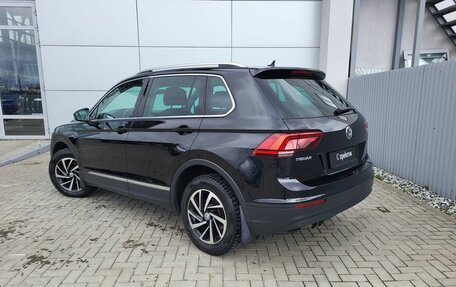 Volkswagen Tiguan II, 2018 год, 2 340 000 рублей, 3 фотография