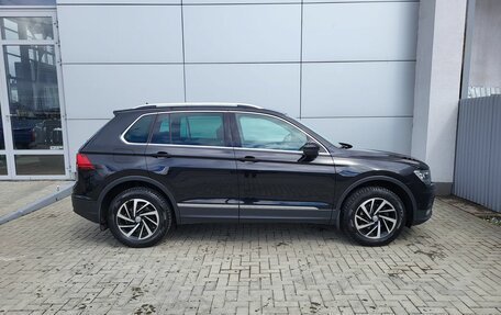 Volkswagen Tiguan II, 2018 год, 2 340 000 рублей, 6 фотография