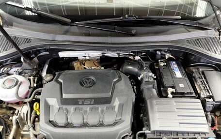 Volkswagen Tiguan II, 2018 год, 2 570 000 рублей, 10 фотография