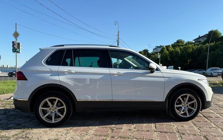 Volkswagen Tiguan II, 2021 год, 2 350 000 рублей, 4 фотография