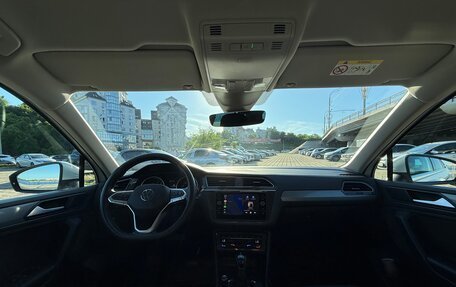 Volkswagen Tiguan II, 2021 год, 2 350 000 рублей, 10 фотография