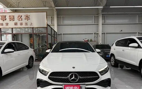 Mercedes-Benz A-Класс, 2023 год, 1 532 000 рублей, 2 фотография