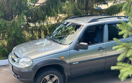 Chevrolet Niva I рестайлинг, 2011 год, 429 000 рублей, 3 фотография