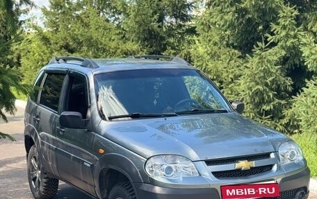 Chevrolet Niva I рестайлинг, 2011 год, 429 000 рублей, 2 фотография