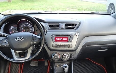 KIA Rio III рестайлинг, 2013 год, 640 000 рублей, 10 фотография