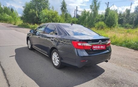Toyota Camry, 2012 год, 1 350 000 рублей, 6 фотография
