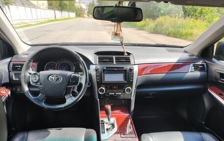 Toyota Camry, 2012 год, 1 350 000 рублей, 8 фотография