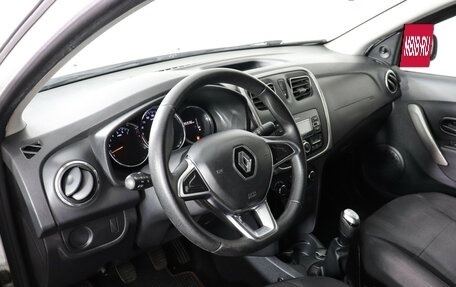 Renault Logan II, 2021 год, 655 000 рублей, 6 фотография