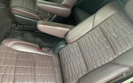 Cadillac Escalade V, 2024 год, 10 370 000 рублей, 13 фотография