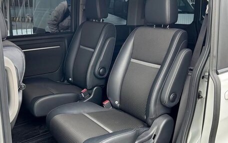 Honda Stepwgn IV, 2021 год, 2 160 000 рублей, 5 фотография