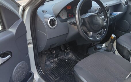 Renault Logan I, 2009 год, 300 000 рублей, 2 фотография